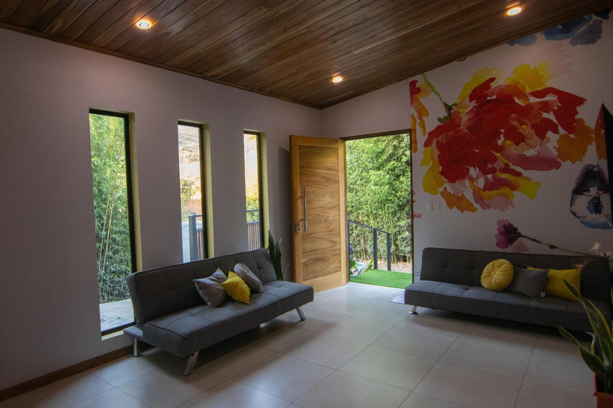 Gamai Full House Monteverde ภายนอก รูปภาพ